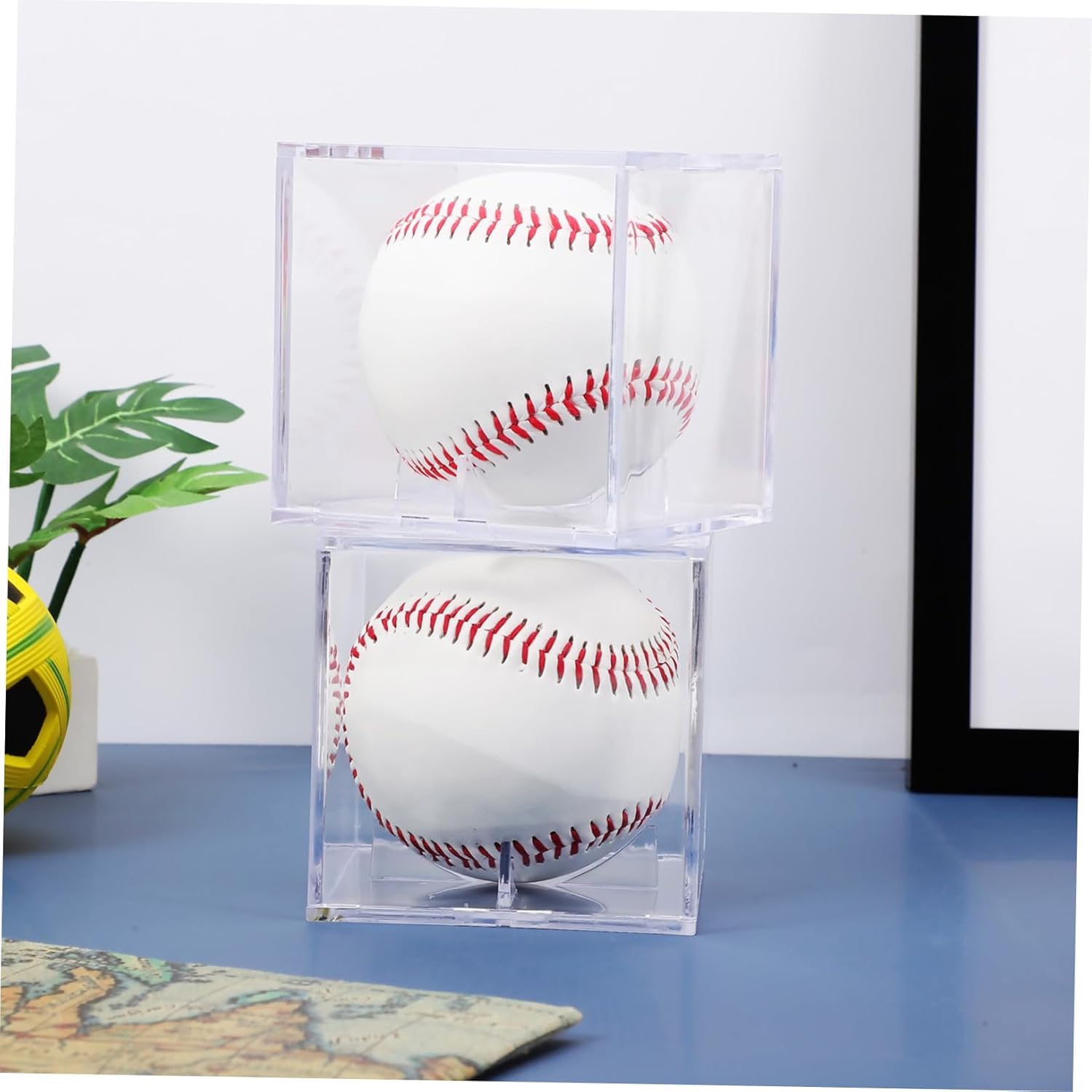 ODM Toyvian 2Pcs Baseball Display Cube Clear Baseball Holder Base Elegant Design for Autographed Balls Protects Collectibles and Memorabilia Baseball Display Custom Logo Service