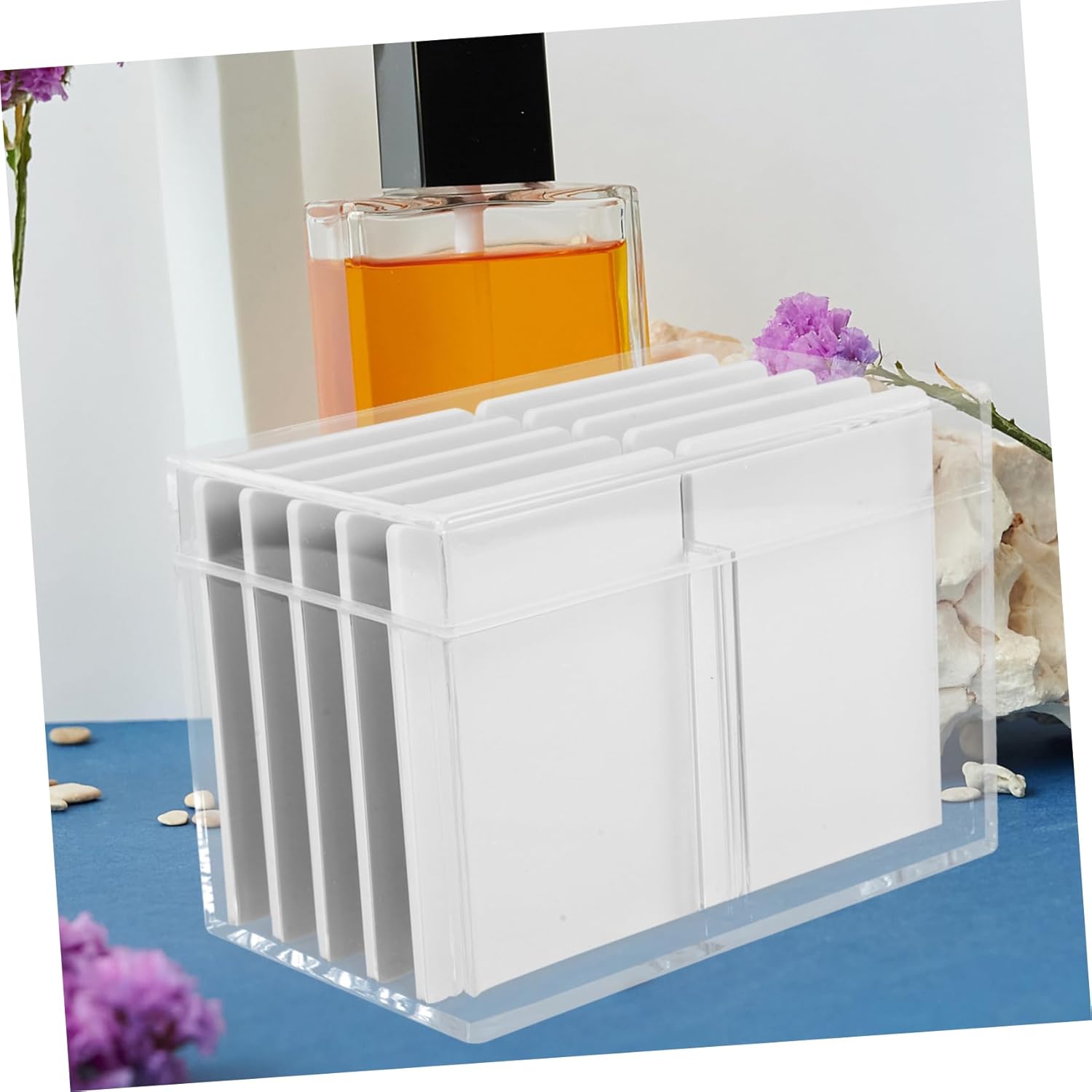 Private Label Acrylic Eyelash Storage Box Multi Organizer for False Eyelashes Durable and Stylish Display Case Travel Friendly Design for Easy Makeup Application Custom Logo Service