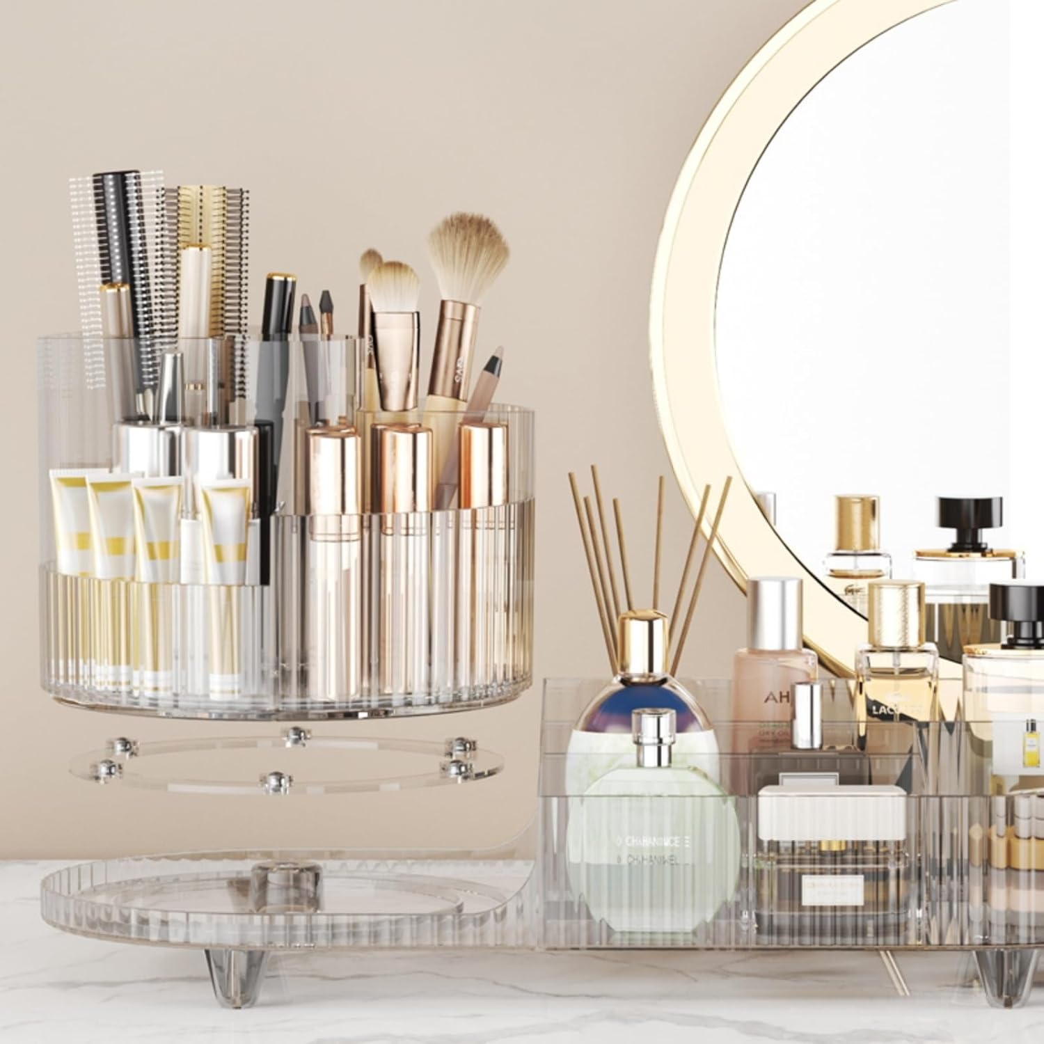 Private Label Rotating makeup organizer,Large Capacity Cosmetic Display Case, easy to hold all of your makeup products, at least 20 makeup brushes/eyeliner,10 lipsticks,8 skincare products(Crystal Clear) Factory Direct Price