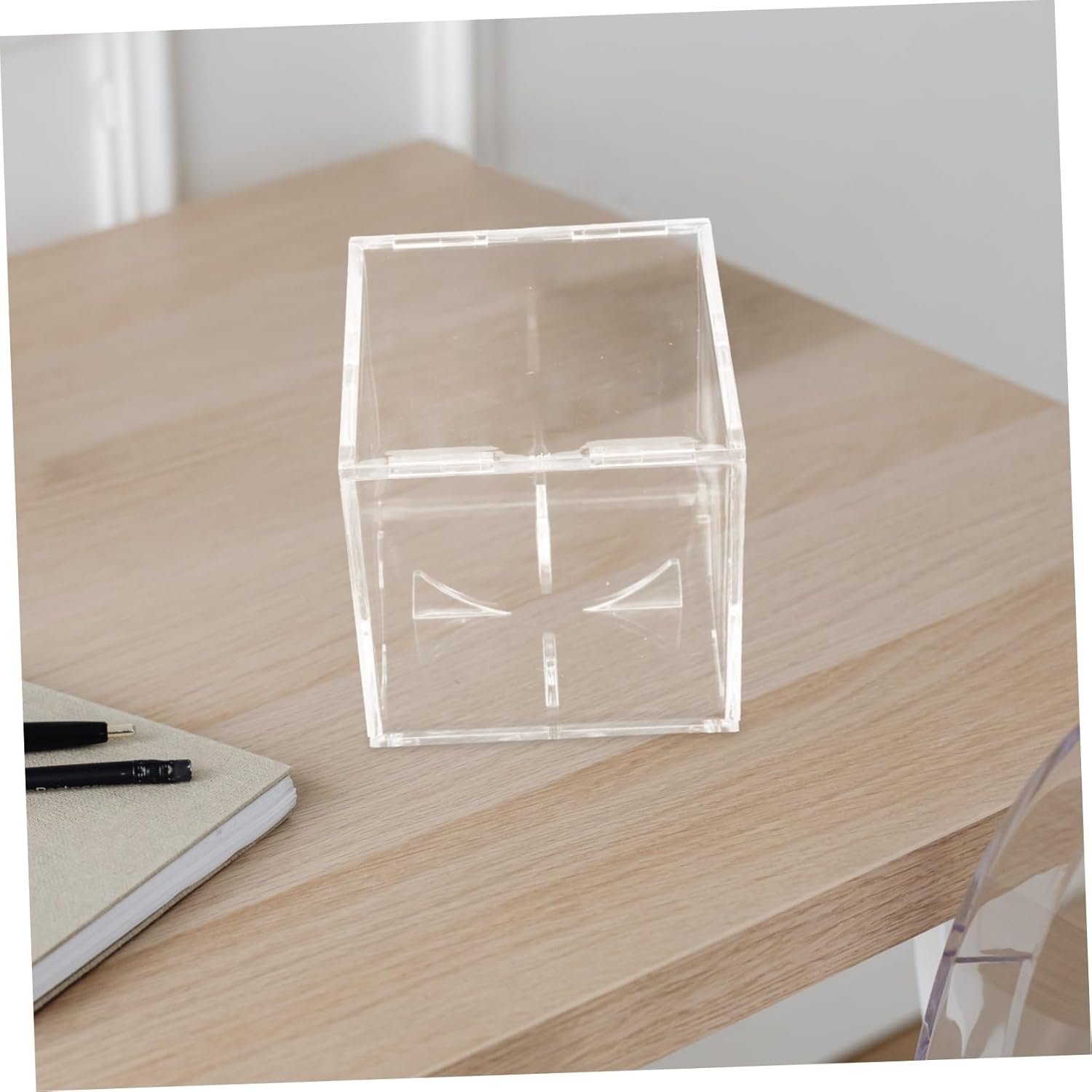 ODM Acrylic Display Case for Baseballs Clear Cube Holder with Compact Design for Organizing and Showcasing Sports Memorabilia Multi Purpose Use for Tennis Softball and More Custom Logo Service