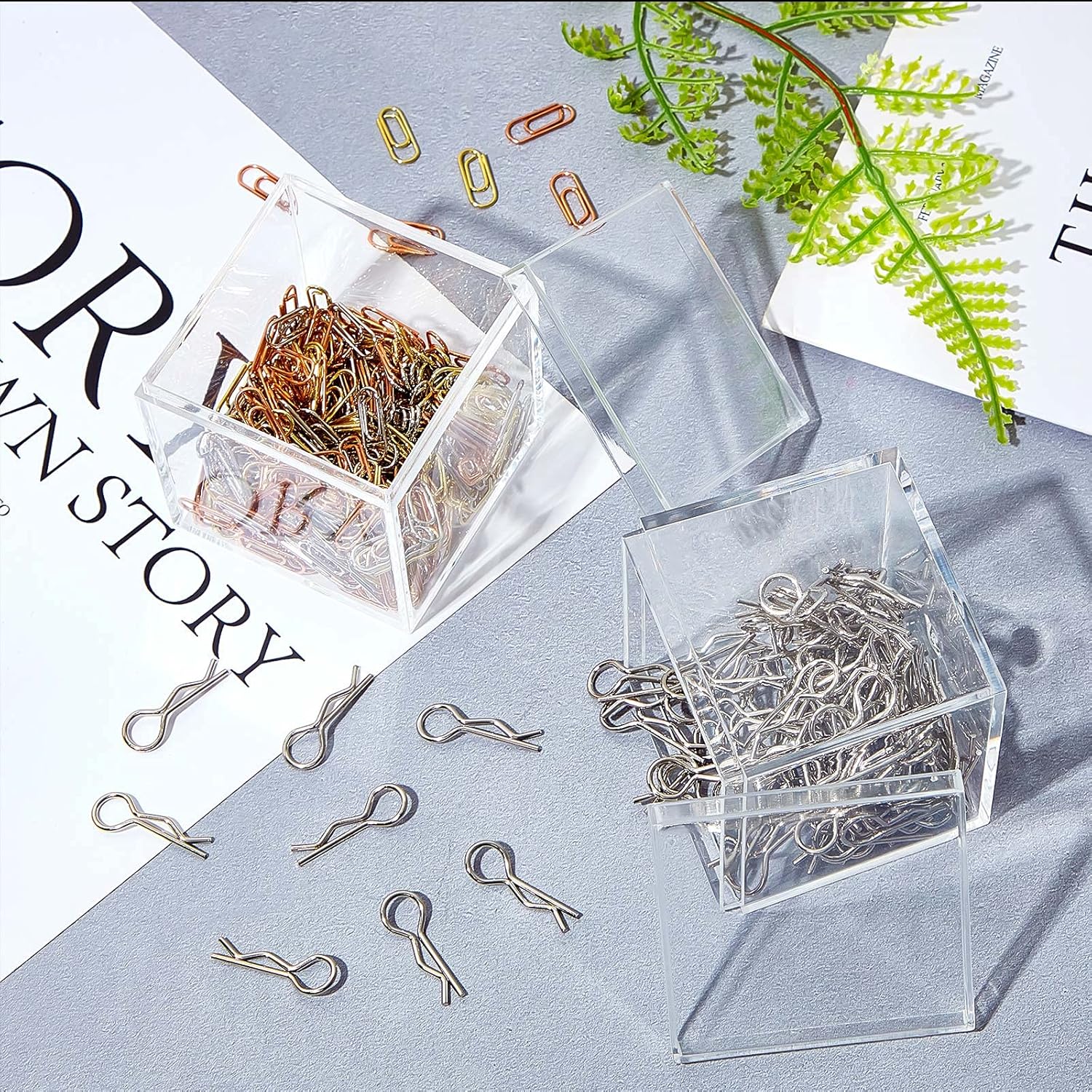 ODM Blulu 8 Pieces Clear Acrylic Plastic Jewelry Box Mini Storage Box Mini Cube Containers with Lids for Candy Pill and Tiny Jewelry(Square,2.6 x 2.6 x 2.6 Inch) Custom Logo Service