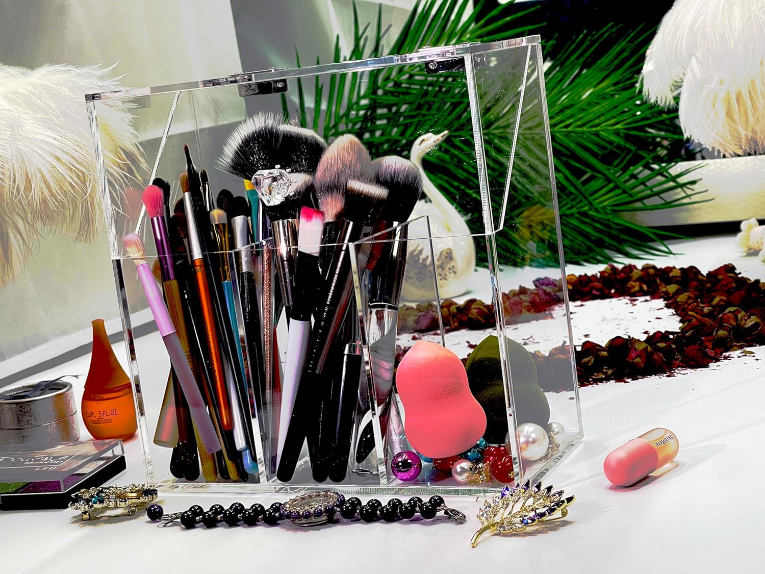 Private Label Acrylic Makeup Organizer,Clear Cosmetic Brush Storage Box With 3 Brush Holders,Makeup Brush Holderwith Dust Cover, Large-capacity Split Design Can Quickly Organize the Desktop（No pearls） Custom Logo Service