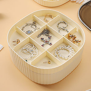 earring holder